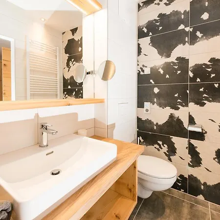 Forellenhof 아파트 *